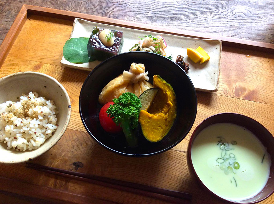 自然菜園まるごと、食養生リトリート